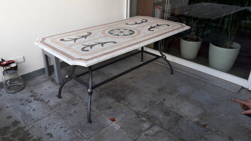 Entwurf und Anfertigung eines Tischgestelles für Eine vom Kunden gestellte Marmorplatte