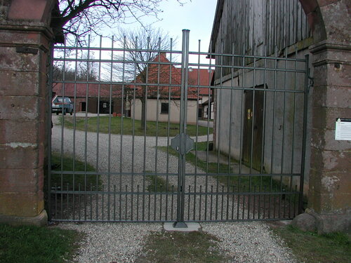 Geschmiedetes Zugangstor, alles in Schmiedestahl